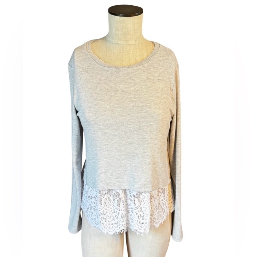 Generation Love Women’s Y2K Long Sleeve Lace Layered Sweater Light Gray Size S - Picture 1 of 10